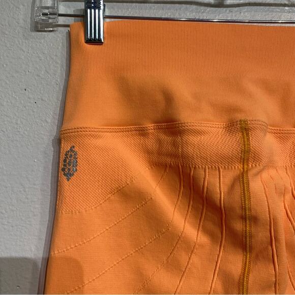 Free People Movement Orange Sun High-rise 7/8 The Essence Leggings Sz M NWOT - Picture 6 of 9